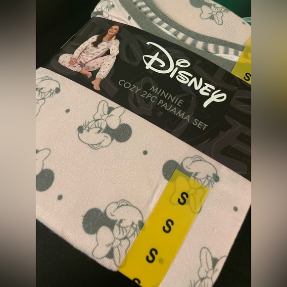 Disney Minnie Mouse Pjs - Picture 3 of 5